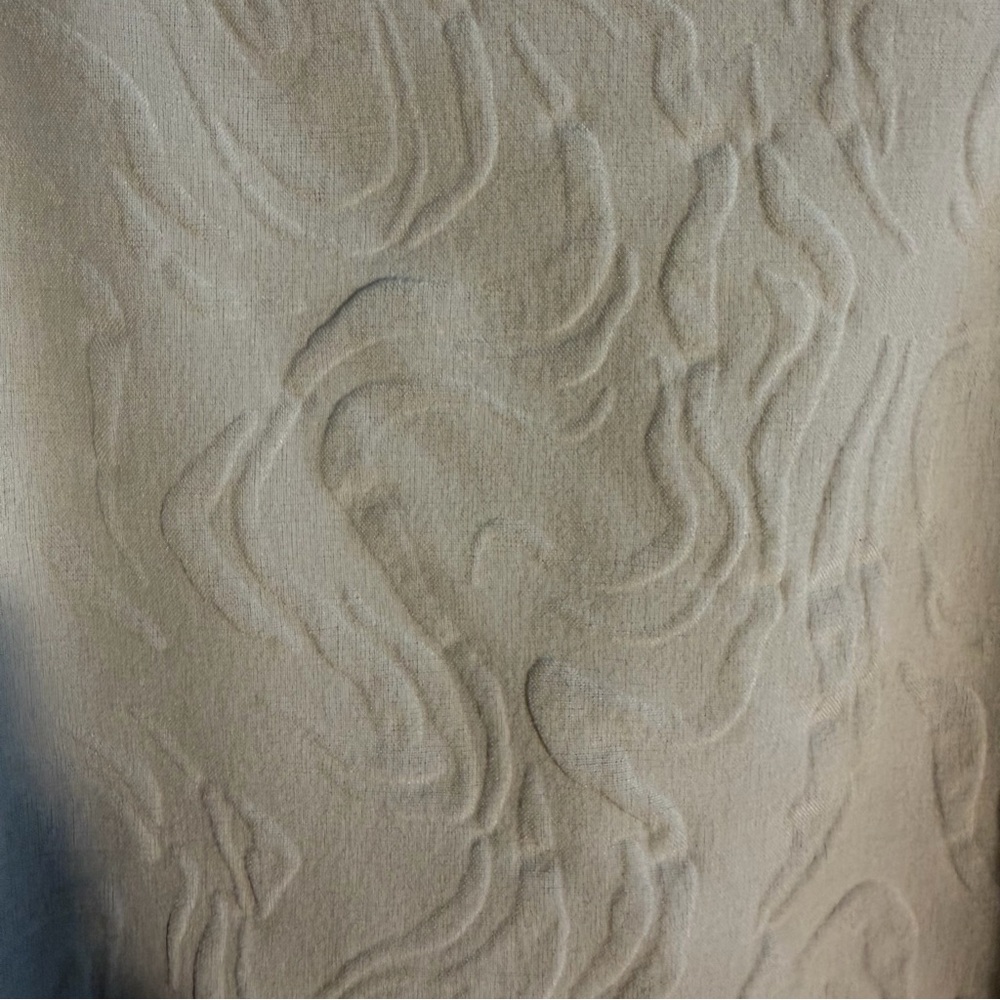 Lululemon Lightweight Stretch Airflow Tank - Picture 5 of 6